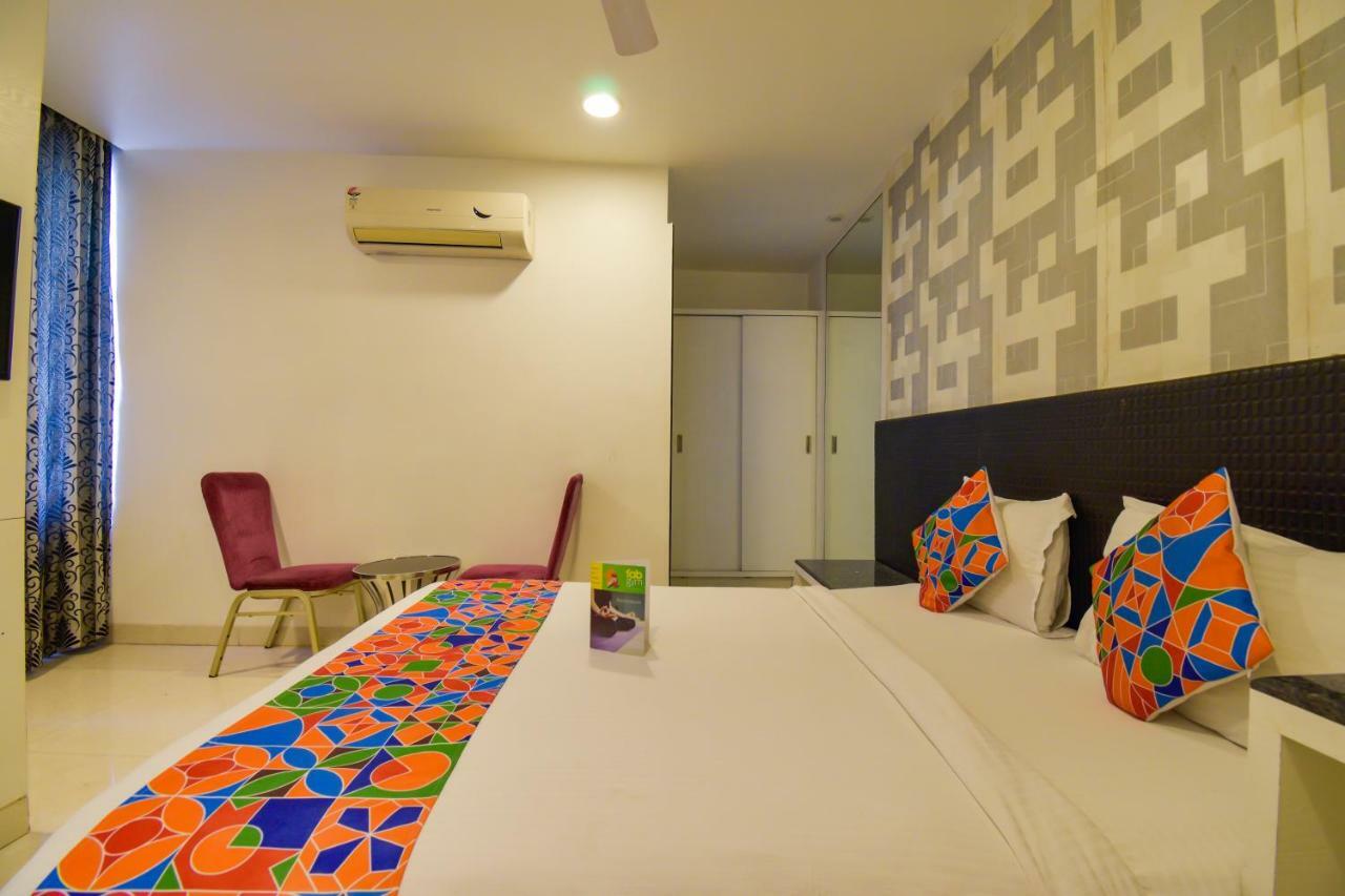 Fabhotel Mansingh Begum Bazar Road Hyderabad Exterior photo
