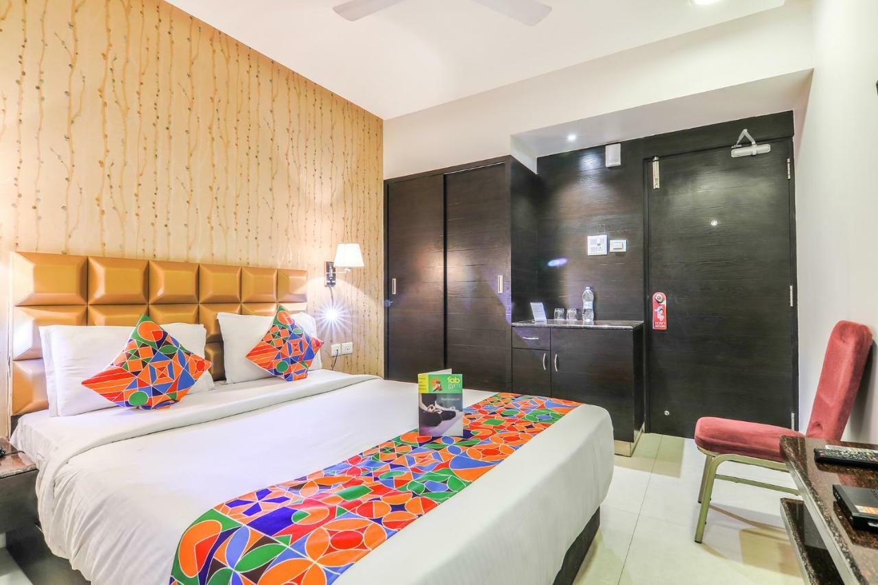 Fabhotel Mansingh Begum Bazar Road Hyderabad Exterior photo