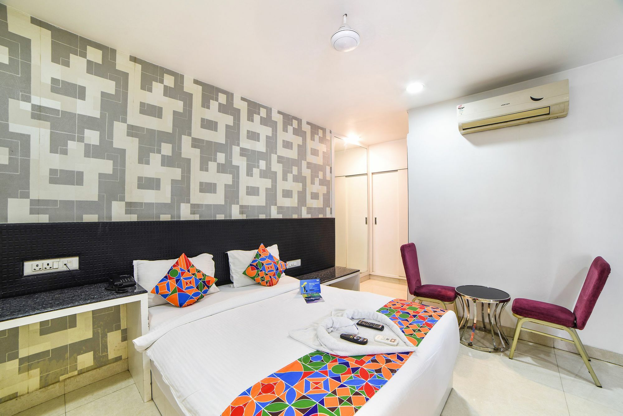 Fabhotel Mansingh Begum Bazar Road Hyderabad Exterior photo