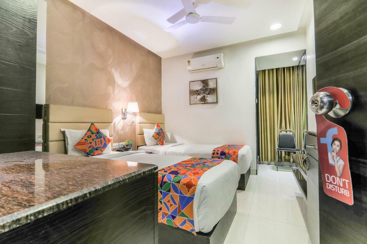 Fabhotel Mansingh Begum Bazar Road Hyderabad Exterior photo