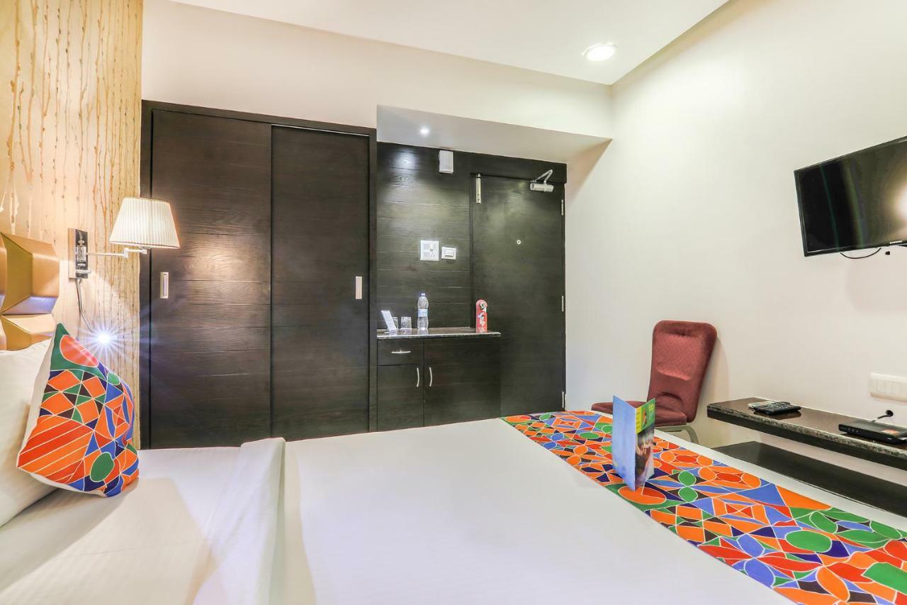Fabhotel Mansingh Begum Bazar Road Hyderabad Exterior photo